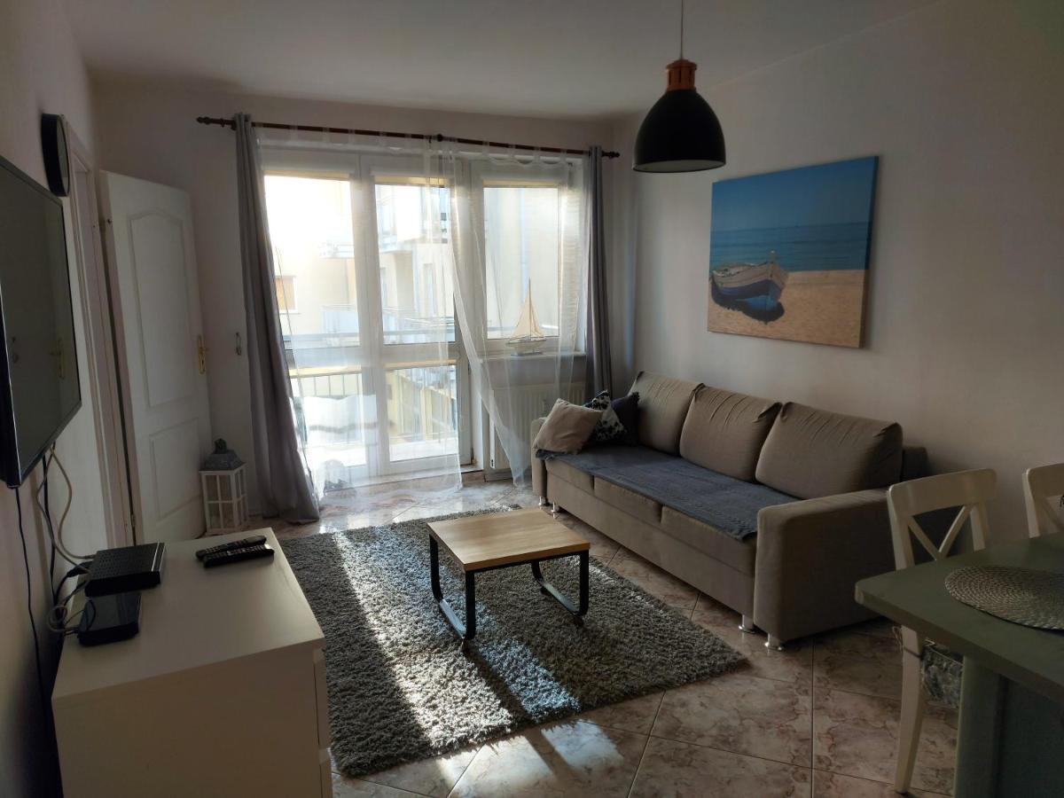Apartament Portowy Z Garazem, Ul Towarowa Kolobrzeg Exterior photo